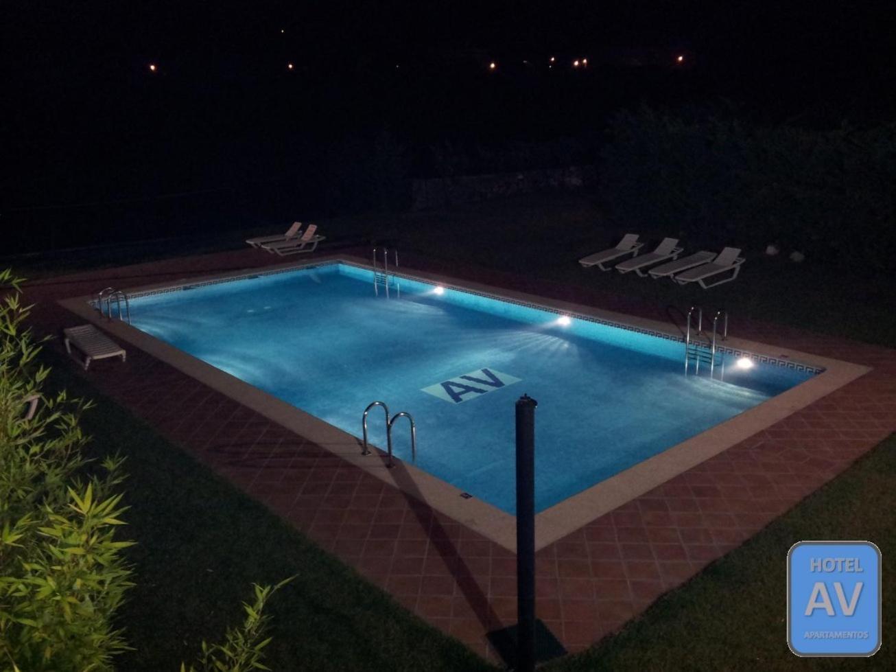Hotel Av Apartamentos Ловьос Экстерьер фото