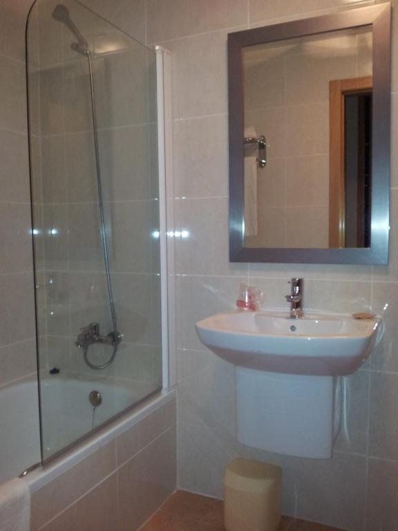 Hotel Av Apartamentos Ловьос Номер фото