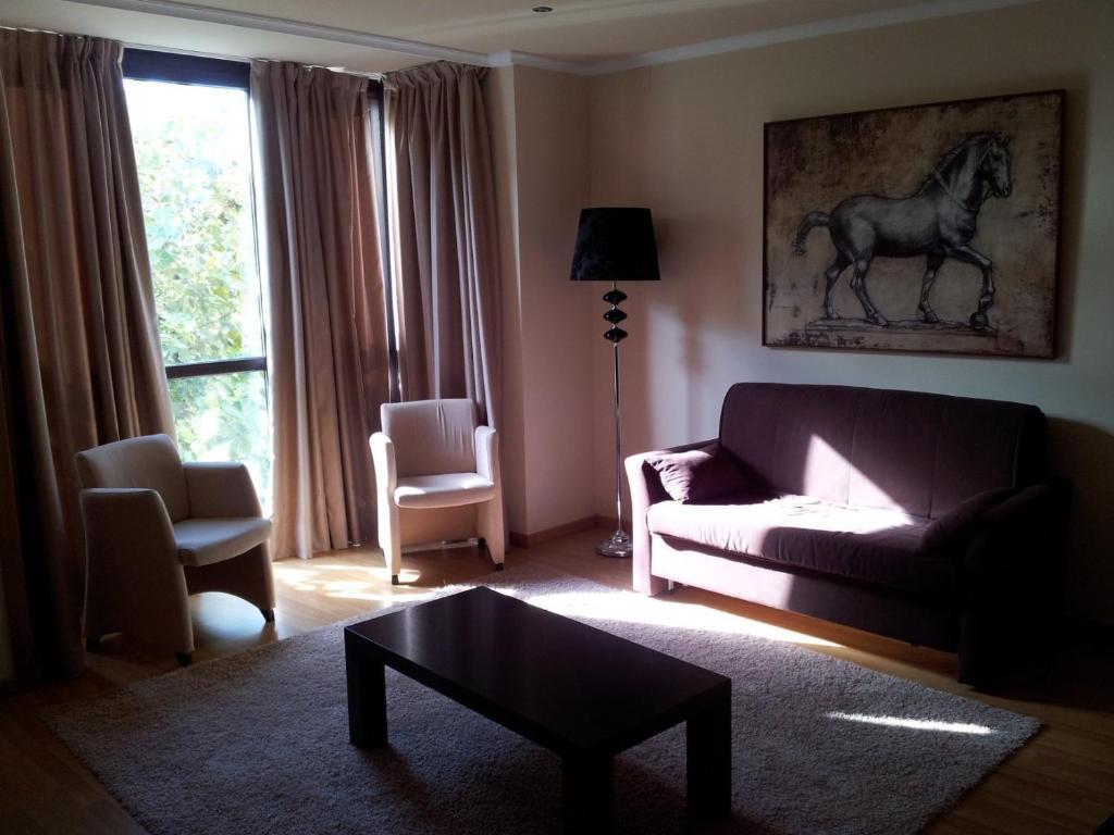 Hotel Av Apartamentos Ловьос Номер фото