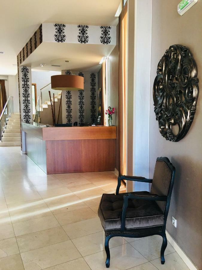 Hotel Av Apartamentos Ловьос Экстерьер фото