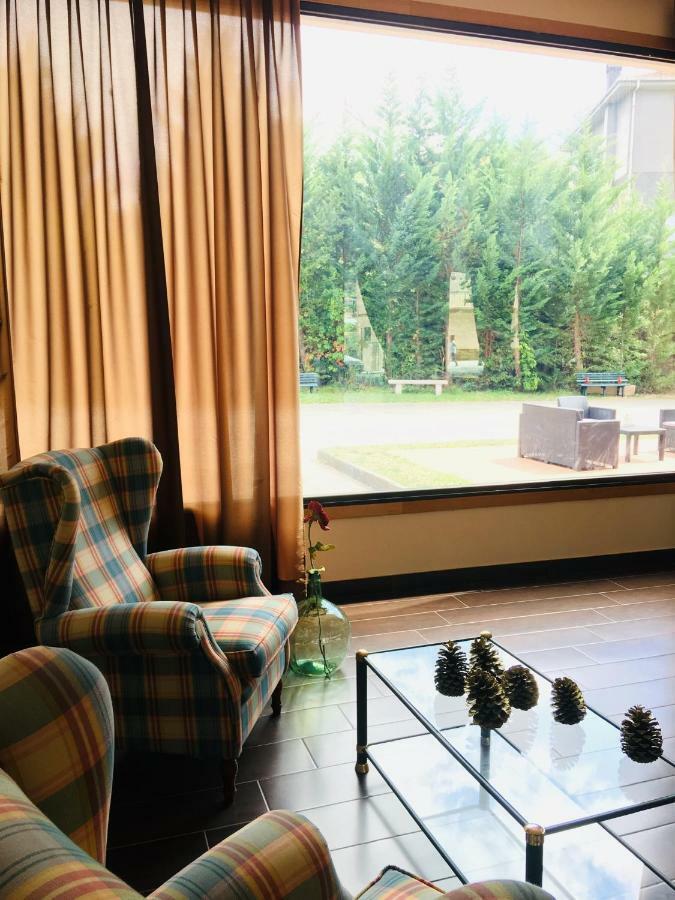 Hotel Av Apartamentos Ловьос Экстерьер фото